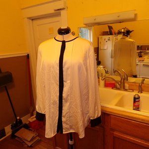 Ralph Lauren 1X cream and black button-down blouse